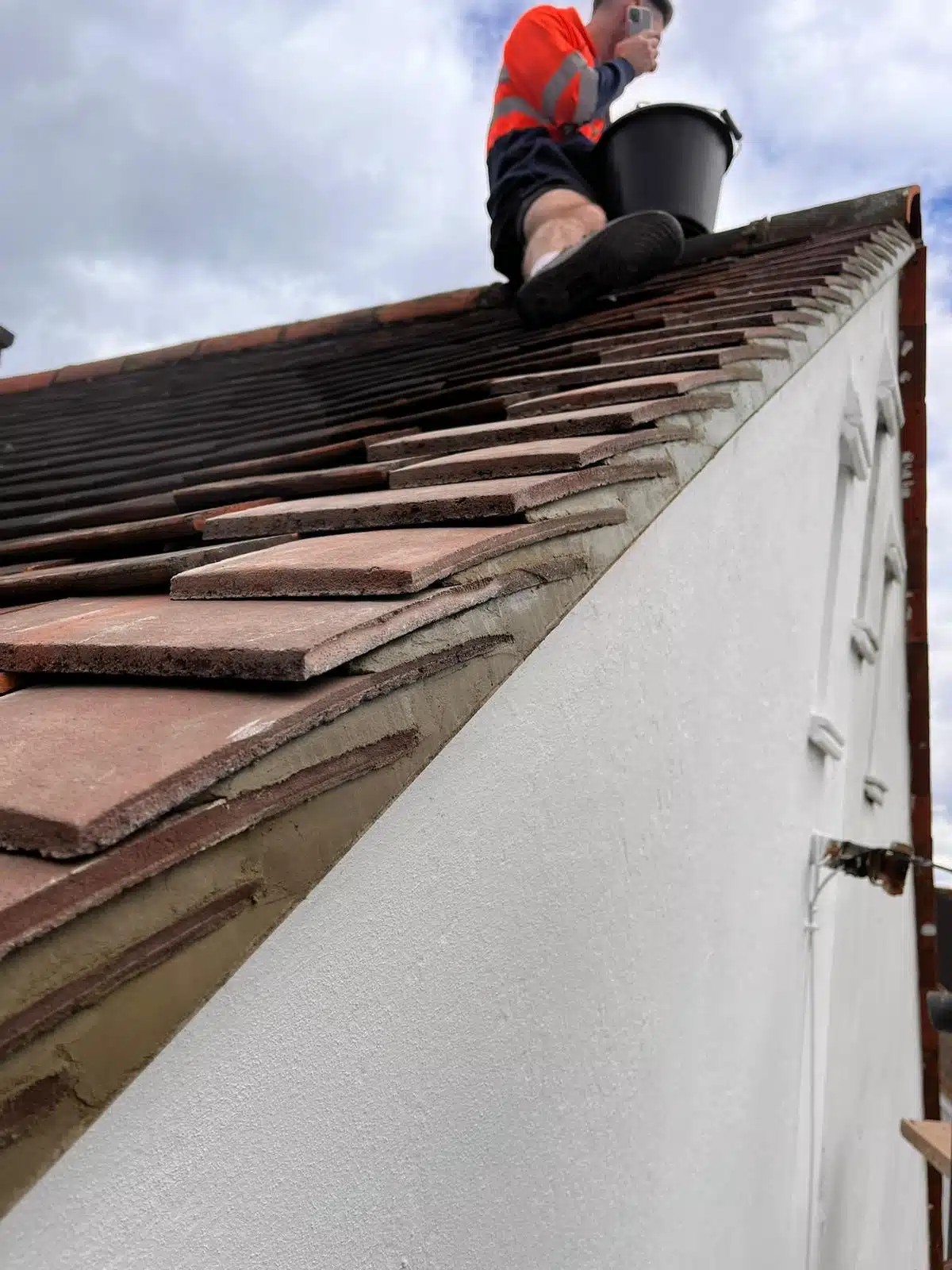 Roof Cleaning & Maintenance