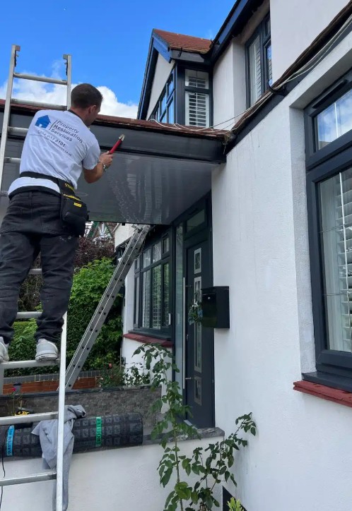5* Rated Roofers Hammersmith W6 | FREE Quotes & Emergency