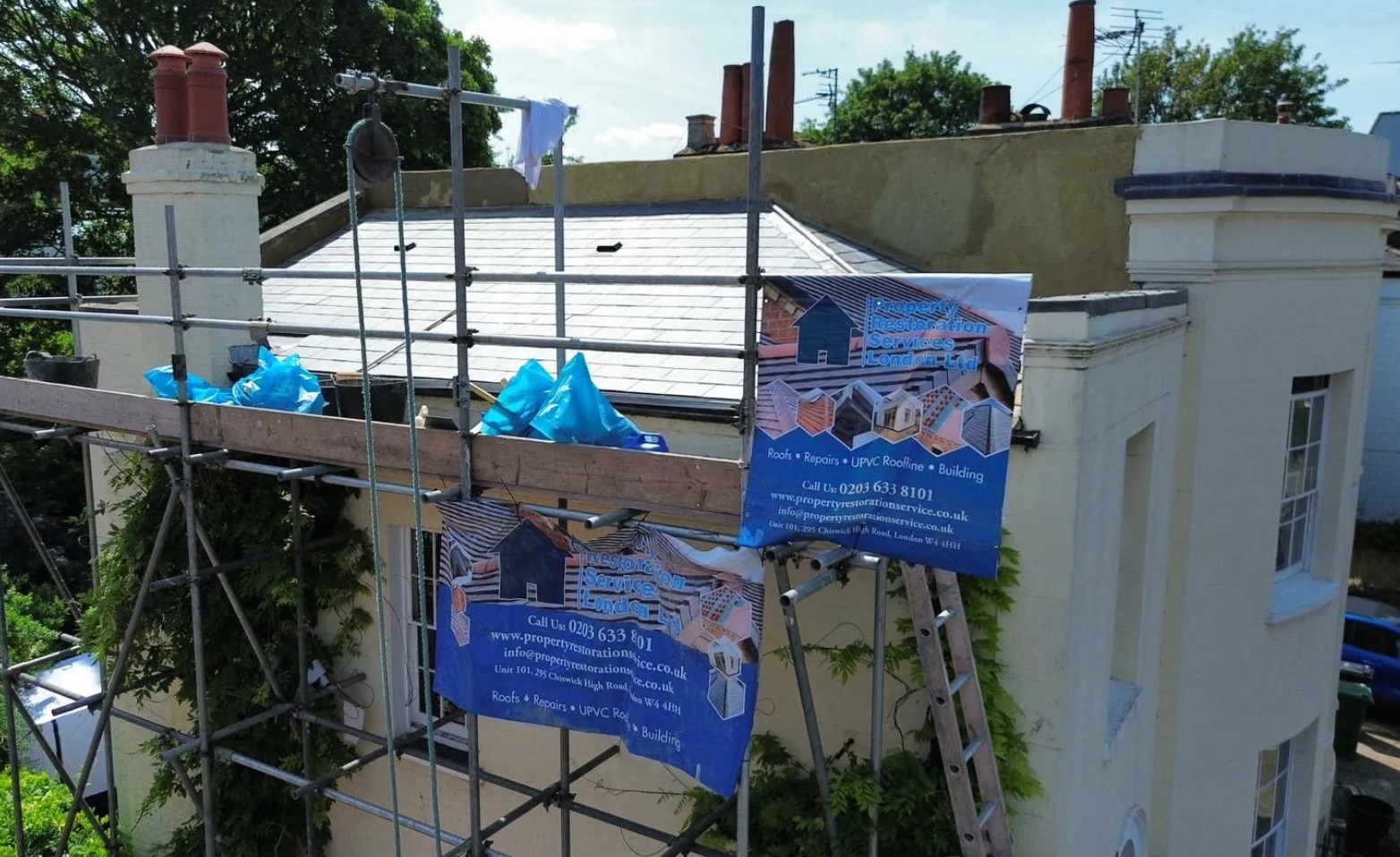 Roofers in Earls Court